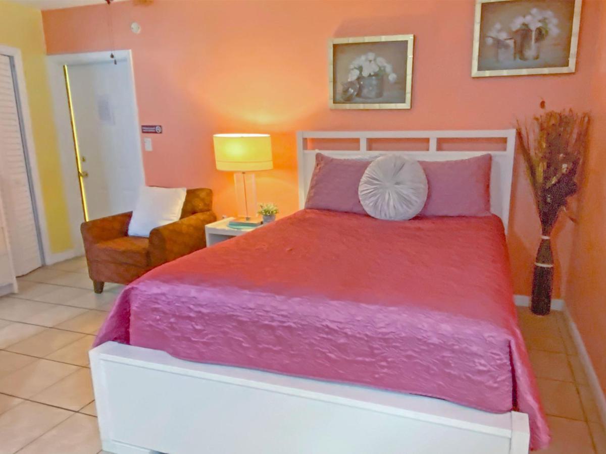 סיינט פיט ביץ' Bella Sirena Inn מראה חיצוני תמונה